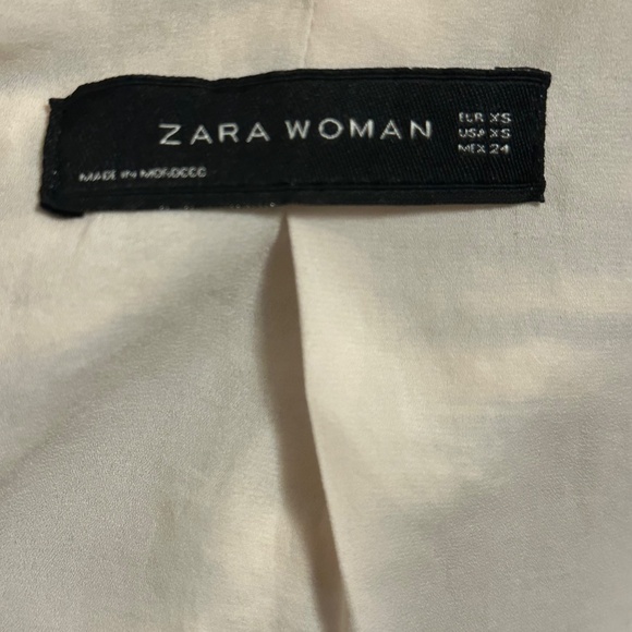 Zara Cream Sweater - Picture 3 of 3